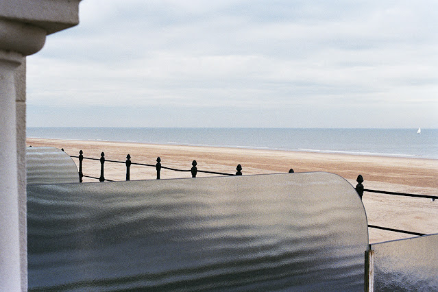 Conversations du bord de mer - Oostende- Arp2 publishing Yvon Lambert