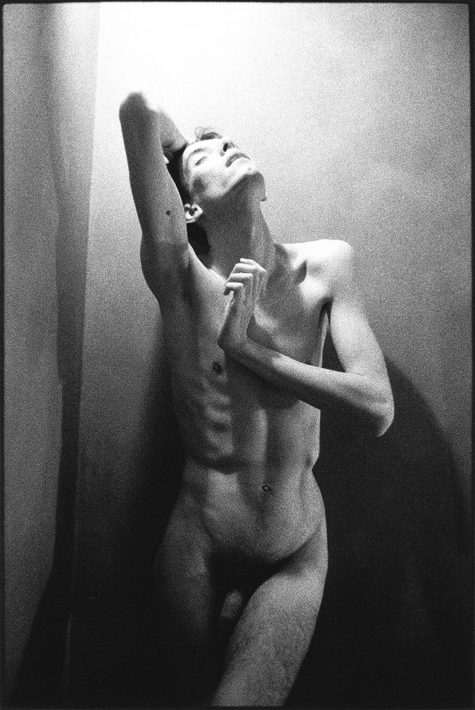 Joël Alain Dervaux, Improvisations, corps, nu, signifiant, signifié, espace, clos, lumière, désir, recherche, esthétique, livre photo, 5ruedu.fr, Frédéric Martin 