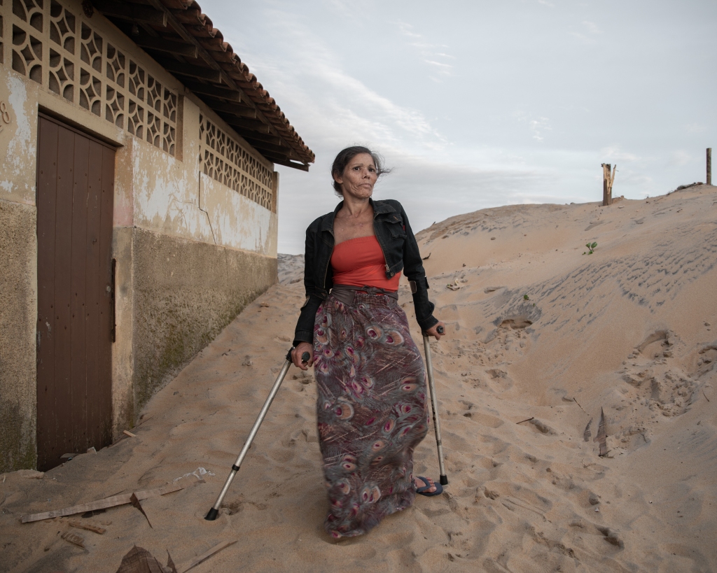 Atafona, La marche de l'océan Felipe Fittipaldi, Marie-Hélène Ruz, géomorphologie, destruction, littoral, océan, montée des eaux, réchauffement climatique, perte, Brésil,