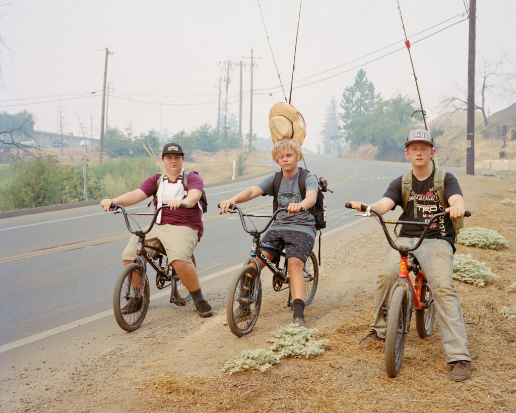 Maxime Riché, Paradise, André Frère Éditions, Feu, mégafeu, Californie, hubris, humain, mort, et après, chronique, livre photo, Frédéric Martin, 5ruedu, USA, demain, 