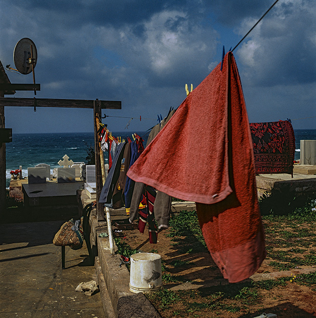 Seaside, rives, Méditerranée, Didier Ben Loulou, La Table Ronde, Israël, Gaza, temps, vestiges, dieux, mer, mémoire, lenteur, douceur, mémoire, Frédéric Martin 5ruedu, chronique, livre photo, rivages, 