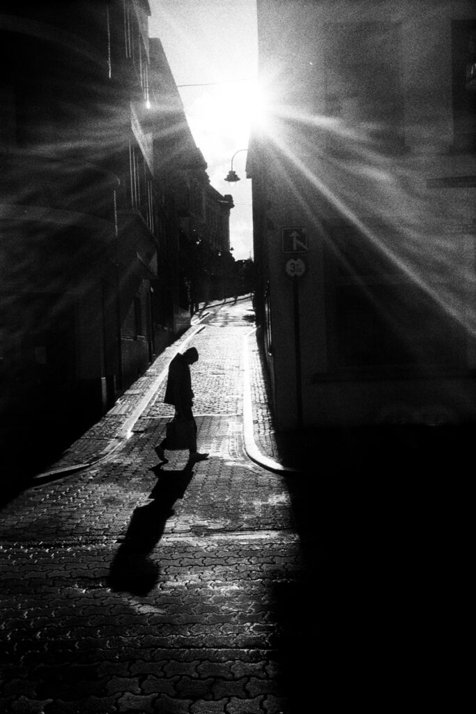 Kleptoman, Mathieu Van Assche, Le Mulet éditions, ville, humain, regard, humanité, tendresse, autre, altérité, streetphoto, chronique, livre photo, Belgique, 5ruedu, Frédéric Martin, 