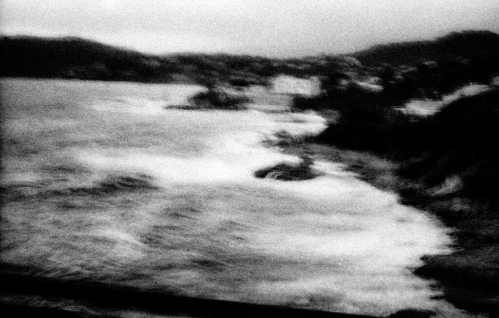 Thomas Swiffer Roux, I inside the old i dying, voyage, vie, ancien, jeune, changement, je, moi. soi, bouleversement, montagne, autoédité, livre photo, chronique, 5ruedu, Frédéric Martin, 