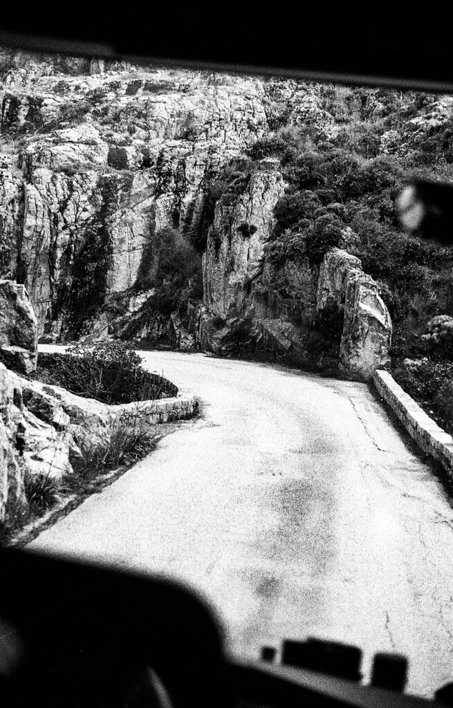 Thomas Swiffer Roux, I inside the old i dying, voyage, vie, ancien, jeune, changement, je, moi. soi, bouleversement, montagne, autoédité, livre photo, chronique, 5ruedu, Frédéric Martin, 