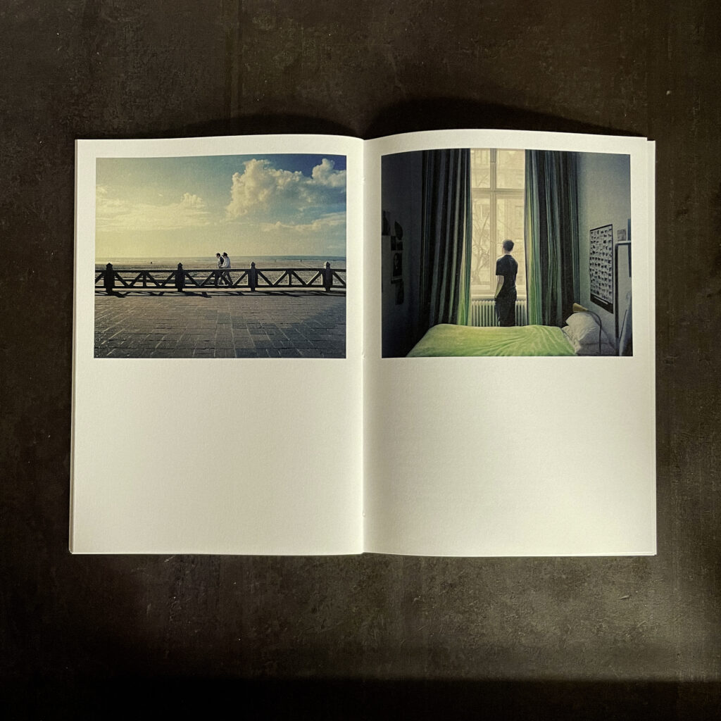 Joakim Eskildsen, Fabien Ribéry, Dumas Salchli éditions, mer, soleil, distance, bonne, douceur, fragilité, Proper Distance, Zine photo, Frédéric Martin, 5ruedu, chronique, livre photo, 