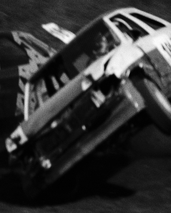 Ben Capponi, Emulsion photo, Sludge, risographie, stock-car, destruction, tribu, univers, amitié, partage, rencontre, curieux, livre photo, fanzine, chronique, Frédéric Martin, 5ruedu, 