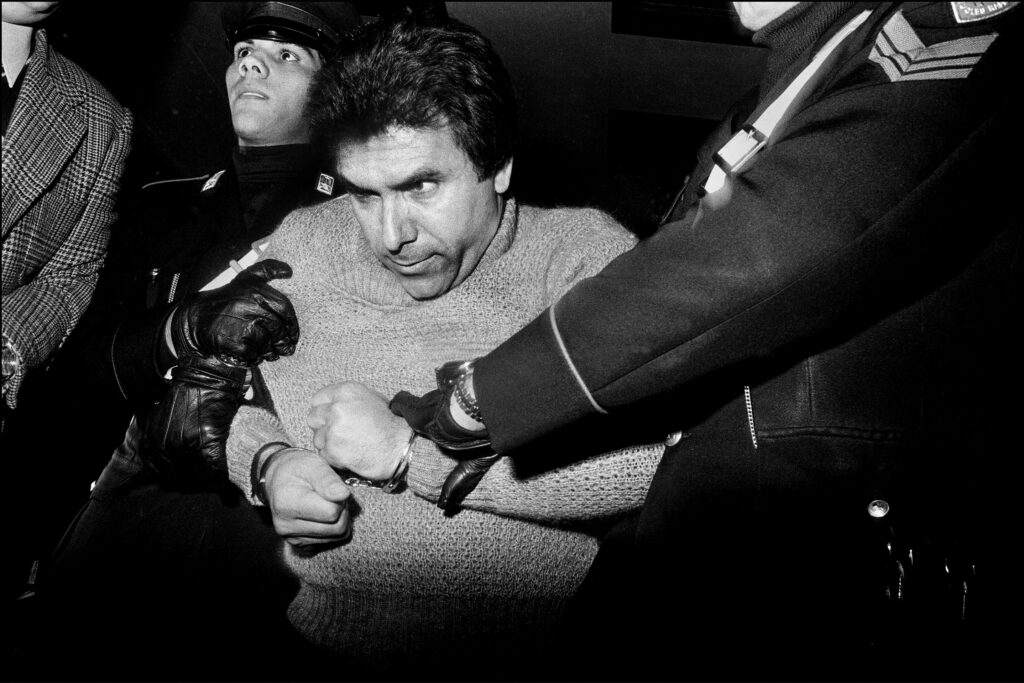 Letizia Battaglia, Italie, Mafia, Actes Sud, Arles , mémoire, vie, Pasolini, quotidien, joie, peine, Frédéric Martin, 5ruedu, livre, photo, chronique, 