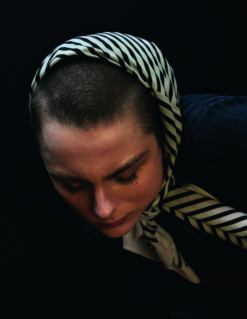  Fabien Ribéry, Nolwenn Brod, le temps de l'immaturité, éditions lamaindonne, Witold Gombrowitcz, gueule, autre, regard, représentation, photographie, invention, corps, détails, chronique, livre, Frédéric Martin, 5ruedu, 