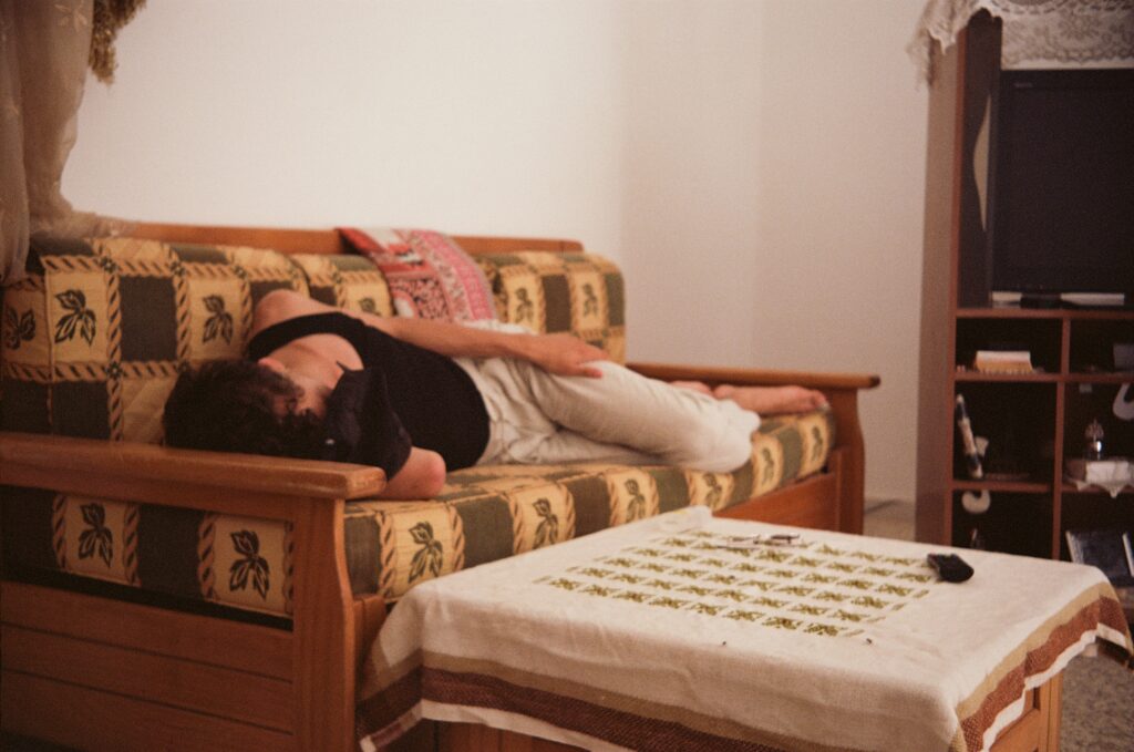 Sirine Majdi-Vichot, Le Nom du pays, Tunisie, chronique, livre, photographie, 5ruedu, mémoire, famille, exil, père, retour, Frédéric Martin,