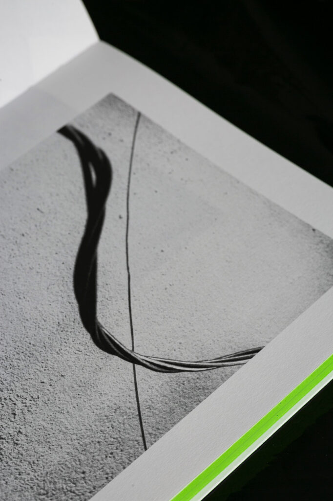 Federico Drigo, White Noise, bruit blanc, ville, fragments, morceaux, puzzle, construire, Soi, pensée, calme, 5ruedu, chronique, livre, photographie, Frédéric Martin, 