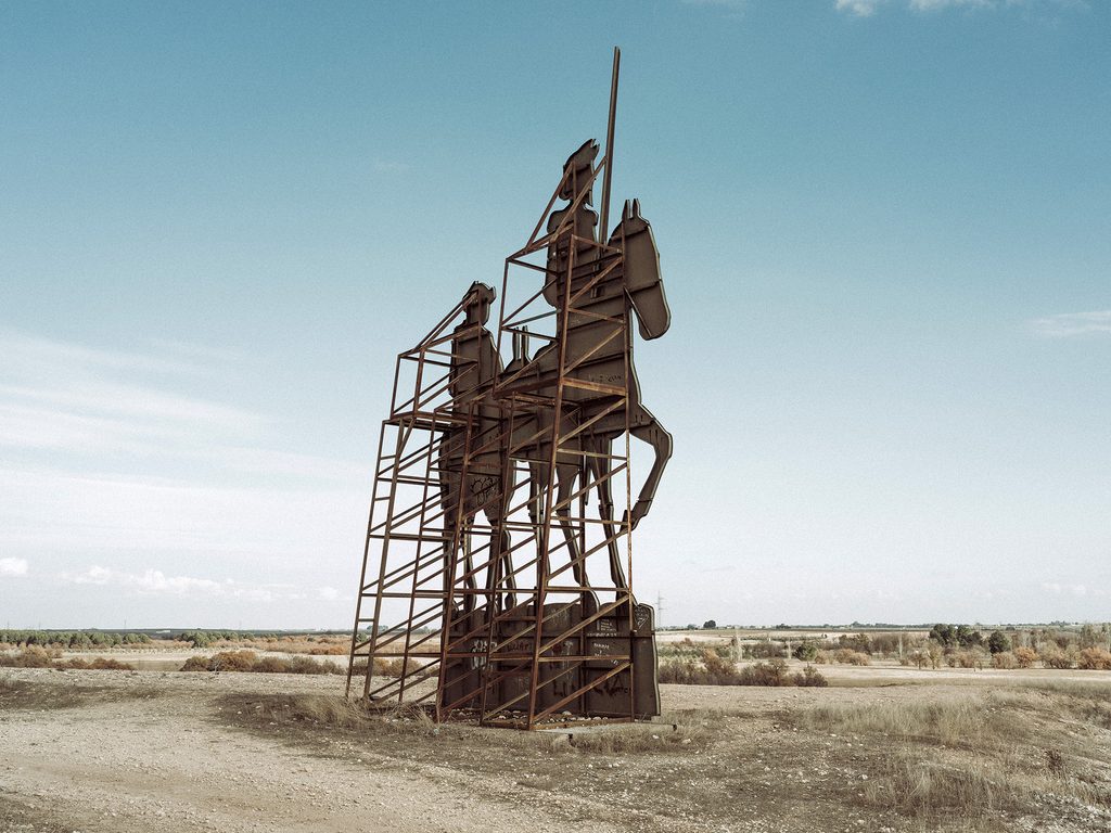 Patrick Cockpit, éditions Revelatoer, Pasaron, dystopie, Franco, Espagne, mémoire, silence, villages, chronique, livre, journal, photo, 5ruedu, Frédéric Martin,
