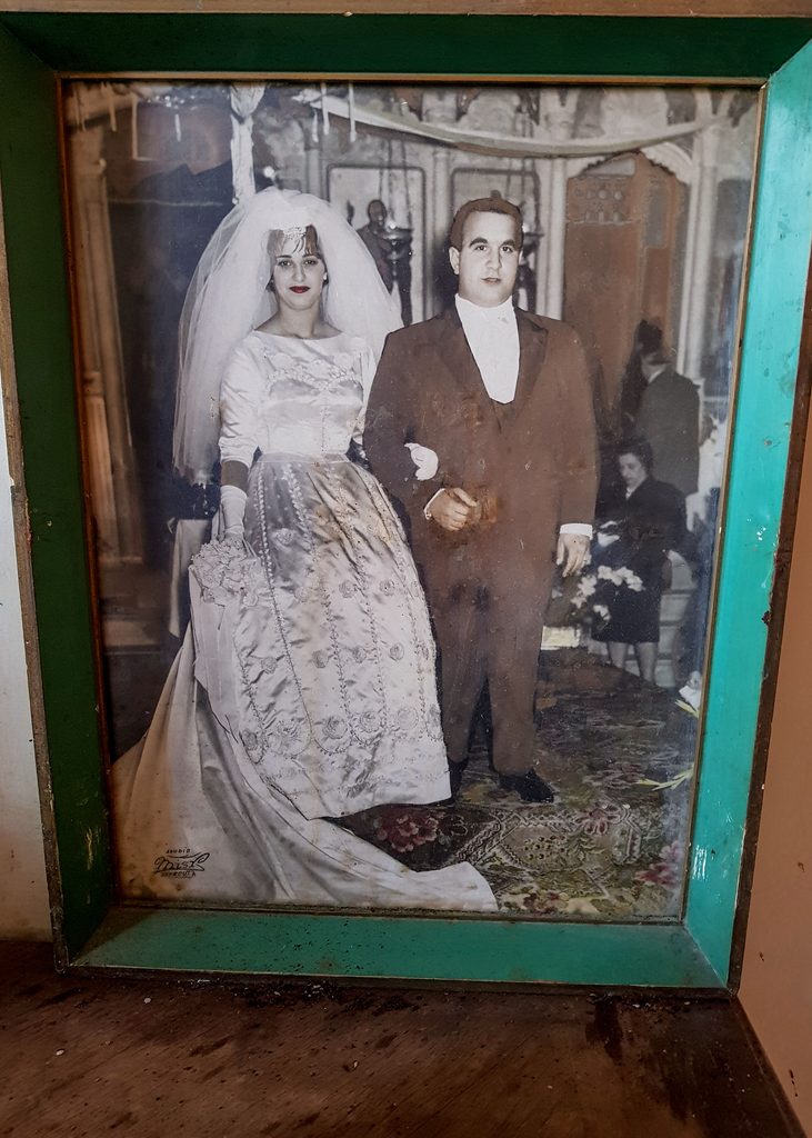 Brigitte Manoukian, collection Notes, Chaza Charafeddine, Arnaud Bizalion Éditeur, Nayla, Beyrouth, Liban, guerre, vie, effacement, mémoire, Frédéric Martin, 5ruedu, chronique, livre, photo, Agence Révélateur,